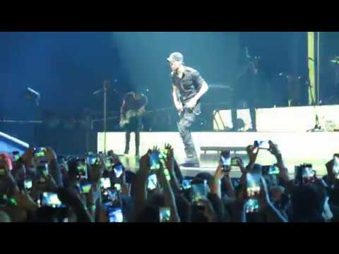 Enrique Iglesias - MOVE TO MIAMI (Live in Paris 2018)