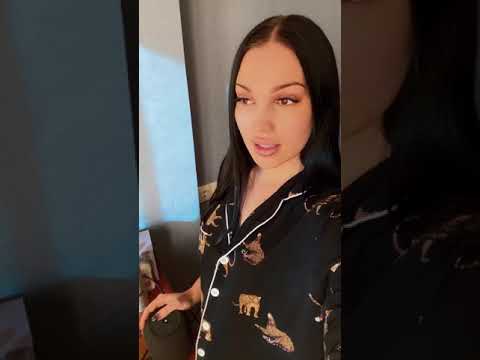 Алиса разговаривает с Алисой / актеры дубляжа шутят