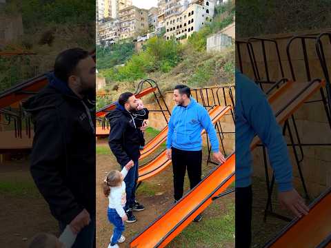 ماشا وميدو راحو على المراجيح شو صار معاهم!