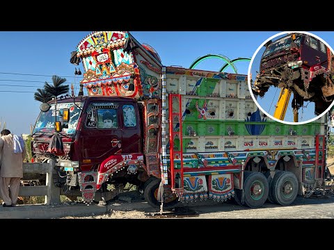 Emergency Repair Of Accident Truck After Brake Failure || Restoration Of Accident Truck