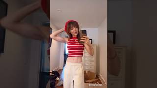 Lindsey Stirling outfit of the day #violin #shorts #violinist