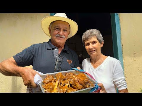 DIMON E REGINA,FEZ CABRITO ASSADO E BOLO DE MANDIOCA CREMOSO