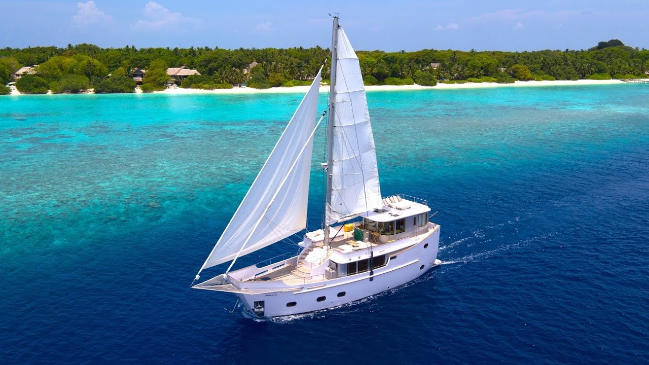SONEVA IN AQUA - Maldives' first floating villa (ultra-luxurious yacht)