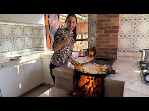 1º VEZ COZINHANDO NO MEU FOGÃO A LENHA 🥹