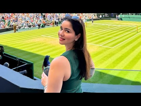 My first love …Shubman Gill and Sara together during Dinner in WIMBLEDON 2025