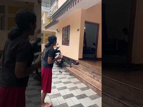 ഓട്ടം കണ്ടാൽ അറിയാം എന്തോ ഒപ്പിച്ചിട്ടുള്ള വരവ് ആണെന്ന് 🥵##trendingvideo #mammasfamily2020