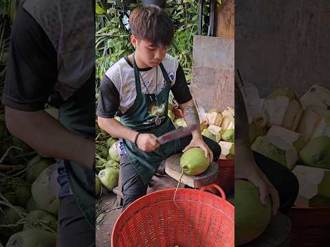 Wow! Master of cutting coconuts fruit with crazy speed! - Fruit Cutting Skills!