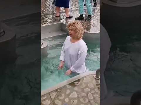 ICEBATH §5.5 Winter ♥️ swimming  / КРЕЩЕНСКИЕ купания #bikini |  #EPIPHANY Baptism #WinSWIM