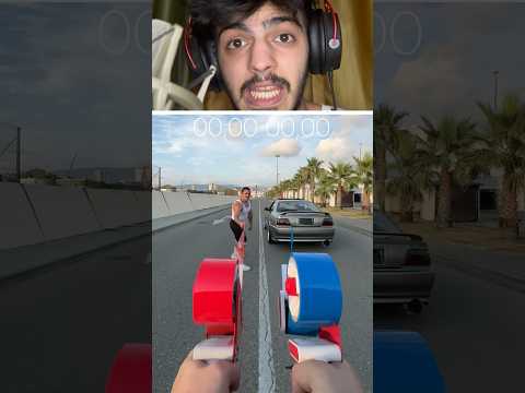 من الاسرع السيارة ام الانسان 🤣