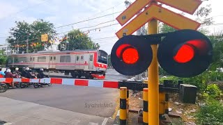 4 Perlintasan Kereta Api KRL Jakarta Random | NIPPON x KYOSAN