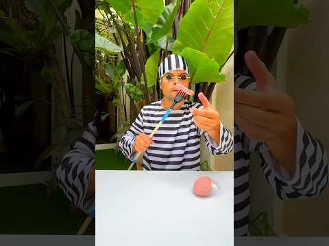 Thief and Piece of Sausage ๐ญ๐คฃ๐ด