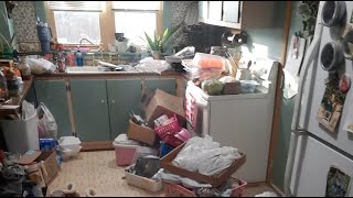 HOUSE TOUR December '25   / HOARDER DECLUTTERS LIVE