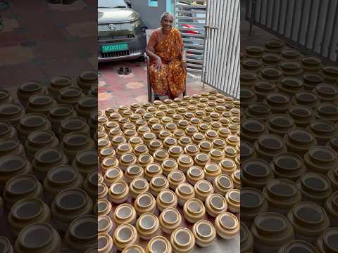 Free ఫ్రీ.. జాడీ ఫ్రీ.. Pickle Jar Free..