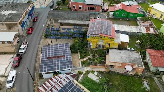 La energía solar comunitaria, alternativa para los apagones en Puerto Rico | AFP