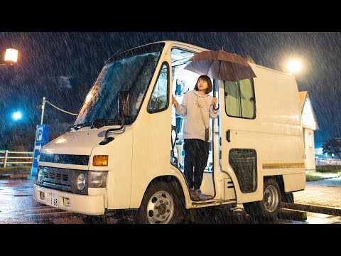 【雨の車中泊】DIYした宅配バンで、地元グルメを楽しむ車中泊。