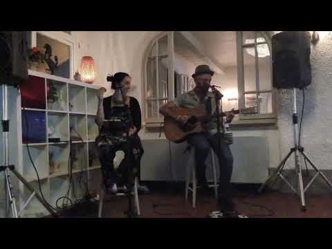 TwoMuch - Acoustic Duo