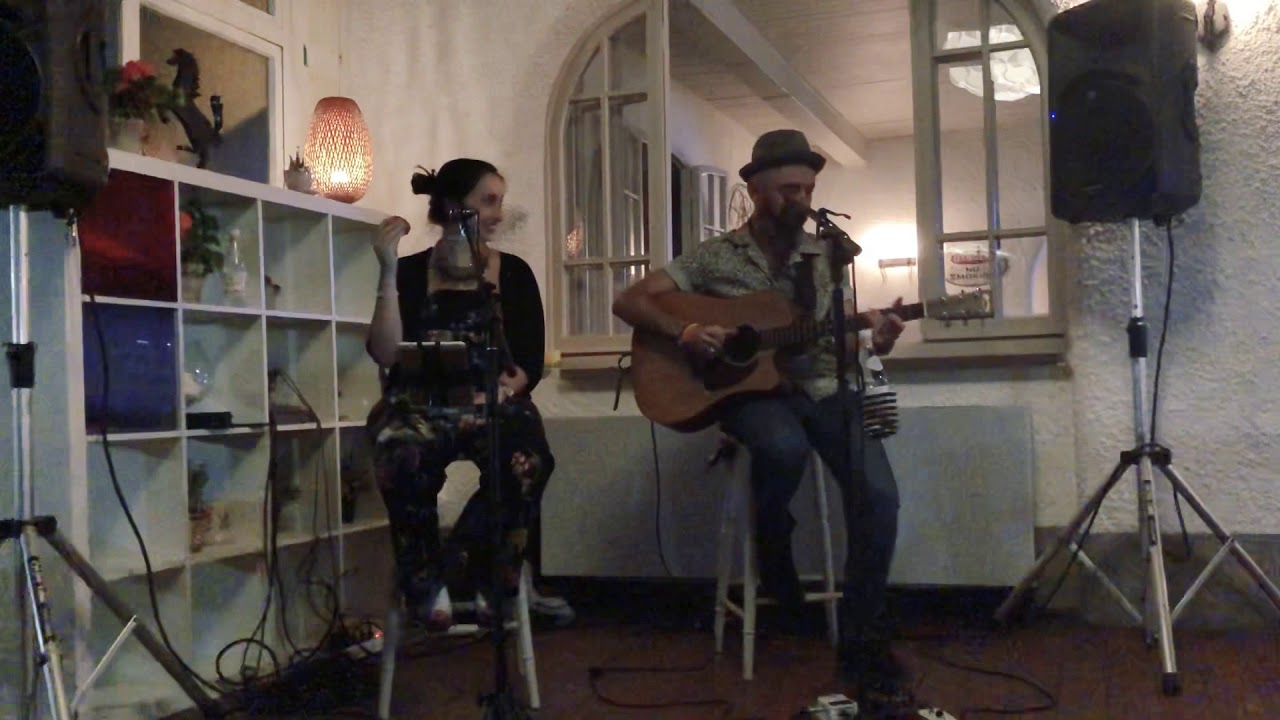 TwoMuch - Acoustic Duo