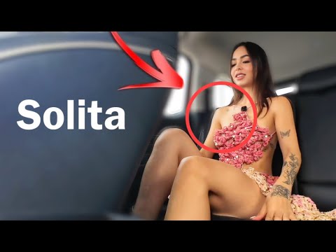 MI PRIMERA VEZ CAMBIÁNDOME EN UN CARRO PARA TOMARME FOTOS EN LA PLAYA SOLITA🫢