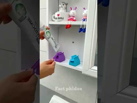 Toothpaste squeezer 😨 New Viral Gadgets, Smart Appliances, Kitchen Utensils/ Home Inventions #shorts