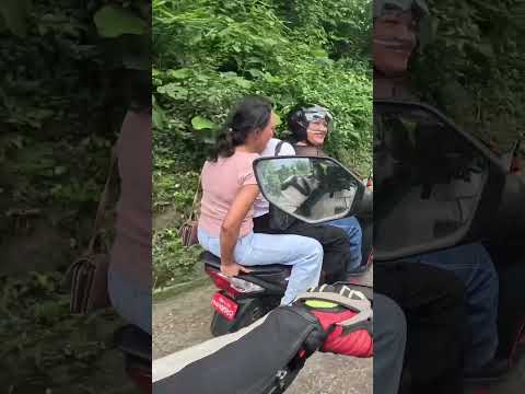 SCOOTY LE TANENA JASTO CHHA😂😂//ट्राफिक नियमको पालना गरै 🙏