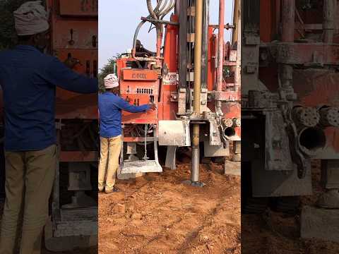 మన పొలం లో బోర్ వేస్తునాము…. #middleclassanil #anil #dailyvlogs #farmer #farming