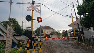 Palang Pintu Kereta Api Dapur Lamongan