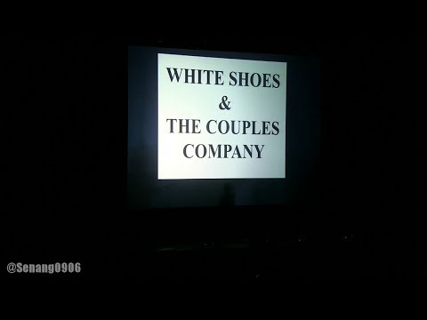 white-shoes-the-couples-company-berjalan-jalan-senja-menggila-singing-toilet-hd-senang96