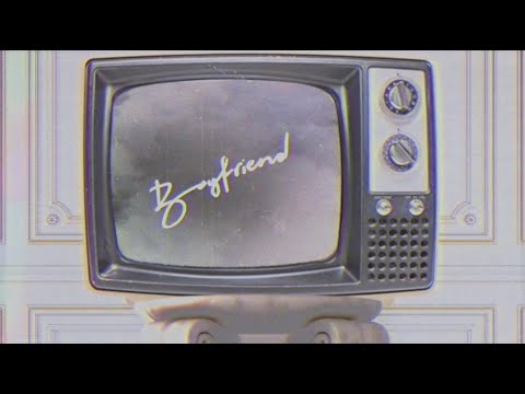 Ariana Grande & Social House - boyfriend (lyric video)