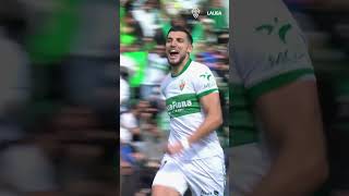 Y ya van ocho zarpazos de Rafa Mir en Liga 😈🎁