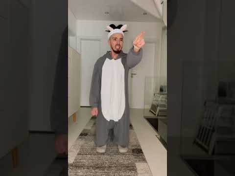 Vertrag mit der Mutter🤣 | Mario Novembre #shorts