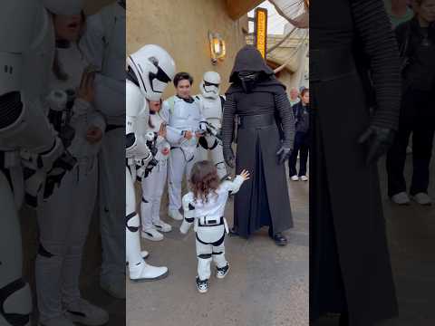 Young Stormtrooper Meets The Supreme Leader