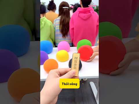 Thử thách tìm thỏi vàng trong đất nặn bí mật màu sắc ai may mắn có được #shorts #short #funny #troll