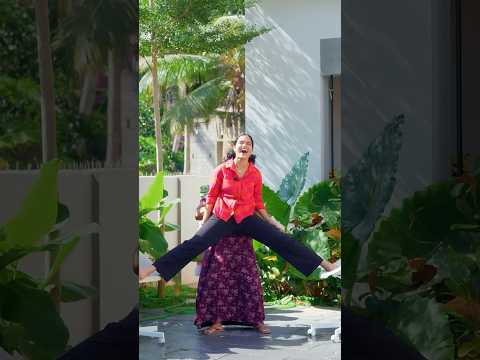 Watch till the End 😂 Stretching Challenge #shorts