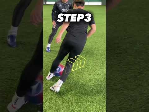 Football Skills Give it a try‼️#football #soccer #soccerskills #footballskills #skills