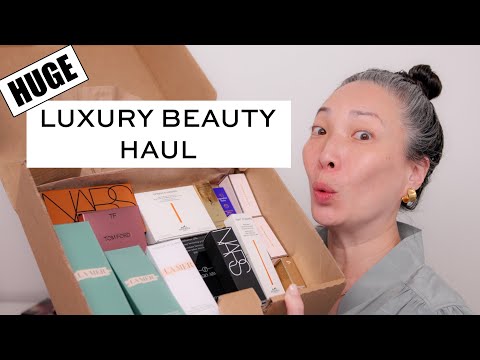 LUXURY BEAUTY HAUL - Try It On With Me!