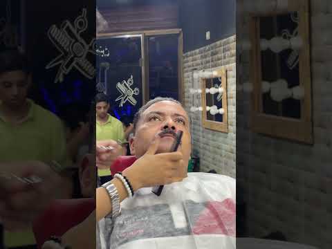 حلقت لظابط شرطه 🙂