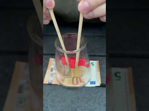 Hole das rote Kreuz aus dem Glas!