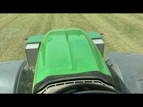 Baling Hay For The Cattle! Dropped The Knives In On The Fendt Rotanna 160V