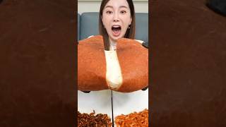 asmr noodels ramen 치즈가 듬뿍 들어간 큰 국수Big noodles with lots of cheese #asmr #ramen #noodles