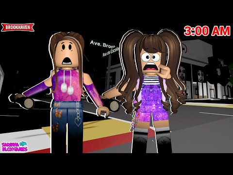 PERDIDAS EM BROOKHAVEN AS 3 HORAS DA MANHÃ!! ALGO ESTÁ ESTRANHO! ROBLOX