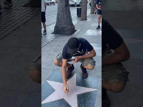 ازاي كتبت اسمي على نجمة walk of fame!⭐️