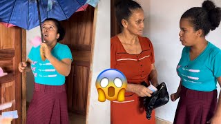 Uma sombrinha recheada de dinheiro 