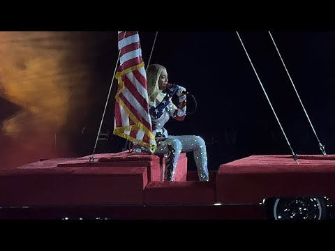 16 CARRIAGES (Beyoncé Live @ Cowboy Carter Tour, London N3)