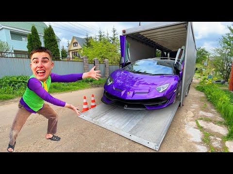 Mr. Joe on Tow Truck brought Car Lamborghini Aventador SVJ Roadster 13+