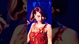 RAYE Performs “I Know You’re Hurting.” Live from THIS TOUR MAY CONTAIN NEW MUSIC, Barcelona
