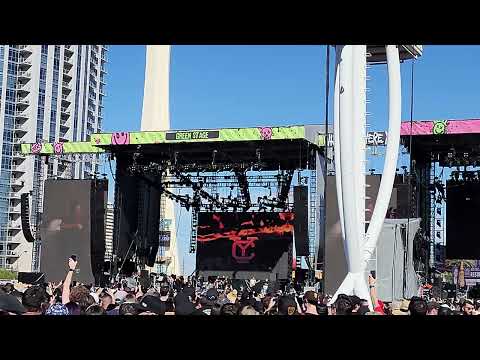 Yellowcard - 3 Minutes More (Feat. Vic Fuentes of Pierce The Veil Live at When We Were Young 2023)