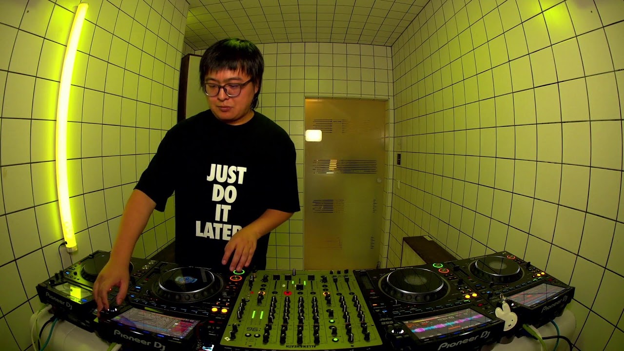 Fischmonger | HÖR – December 2 / 2025