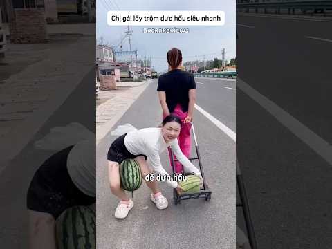 Chị gái lấy trộm dưa hấu siêu nhanh #shorts