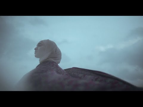 Nabila Taqiyyah – Hanya Lolongan (Official Music Video)