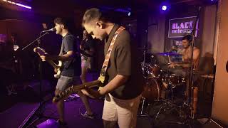 FASE ALTERNA debut en directo 🖤 Rock alternativo con letras que te conocen bien
